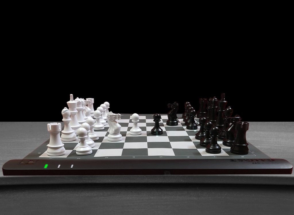 square-off-now,-first-rollable-chess-computer