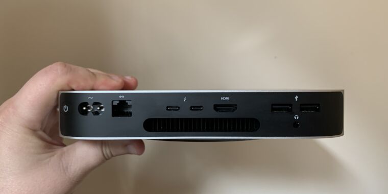 beeper’s-esoteric-fix-for-imessage-access-suggests-why-it’s-pushing-politically