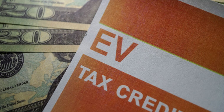 it’s-a-new-year,-and-these-are-now-the-only-evs-that-get-a-tax-credit