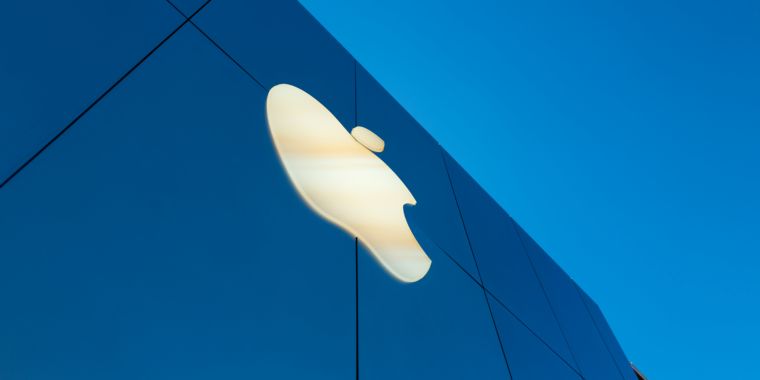 2024-may-be-a-year-of-reckoning-for-apple’s-$85-billion-services-business