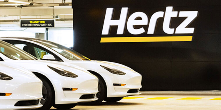 hertz-is-selling-20,000-used-evs-due-to-high-repair-costs