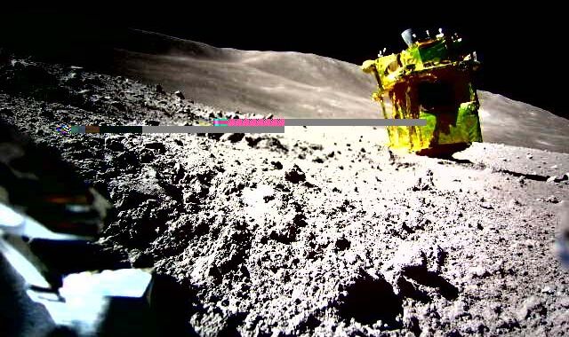 a-japanese-spacecraft-faceplanted-on-the-moon-and-lived-to-tell-the-tale