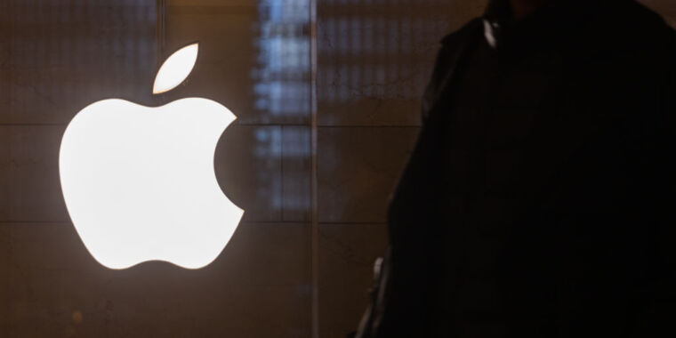apple-warns-proposed-uk-law-will-affect-software-updates-around-the-world