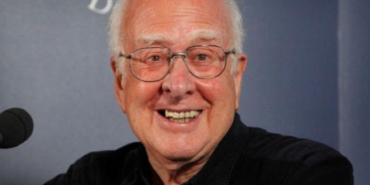 rip-peter-higgs,-who-laid-foundation-for-the-higgs-boson-in-the-1960s