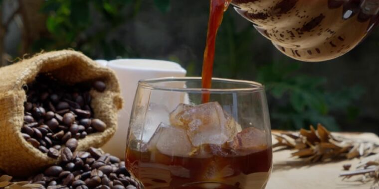 how-you-can-make-cold-brew-coffee-in-under-3-minutes-using-ultrasound