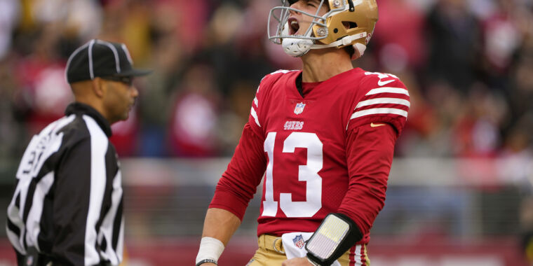 netflix-gets-the-nfl:-three-year-deal-starts-this-season-on-christmas