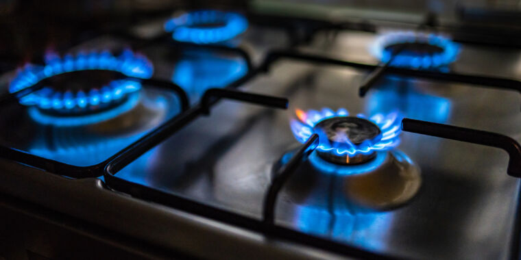 new-research-shows-gas-stove-emissions-contribute-to-19,000-deaths-annually