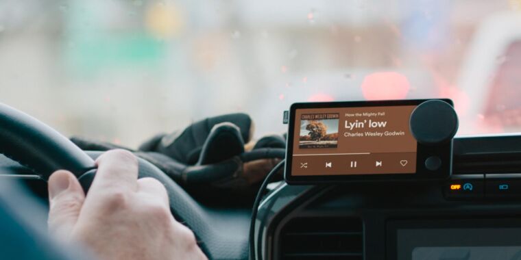“unacceptable”:-spotify-bricking-car-thing-devices-in-dec.-without-refunds