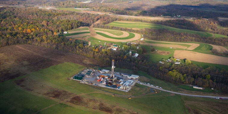 fracking-wastewater-has-“shocking”-amount-of-clean-energy-mineral-lithium