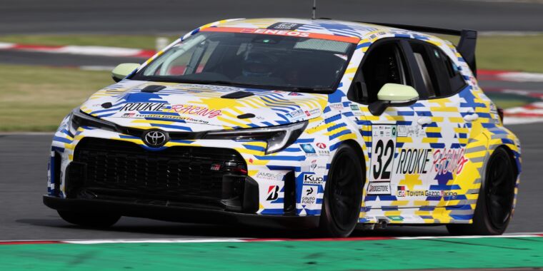 toyota-tests-liquid-hydrogen-burning-corolla-in-another-24-hour-race