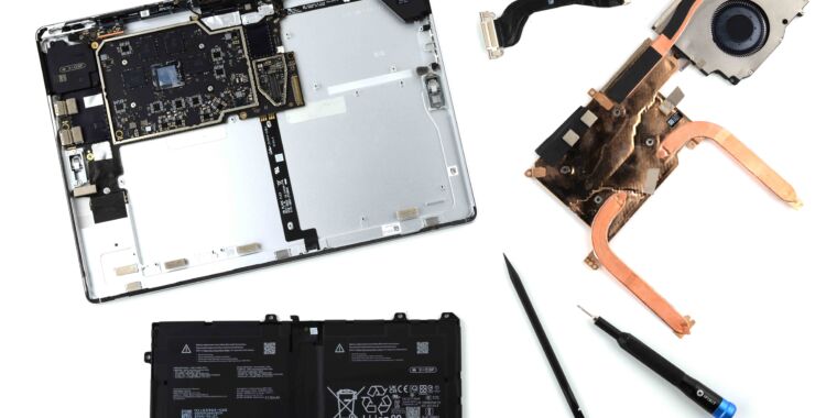 ifixit-says-new-arm-surface-hardware-“puts-repair-front-and-center”