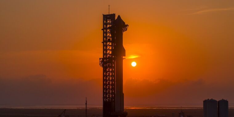 spacex-video-teases-potential-starship-booster-“catch”-on-next-flight