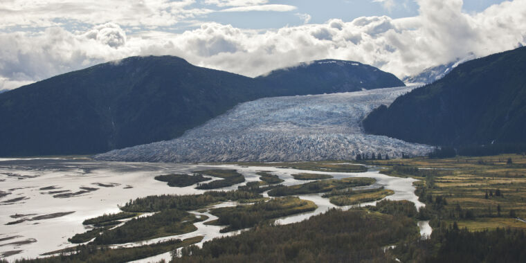 alaska’s-top-heavy-glaciers-are-approaching-an-irreversible-tipping point