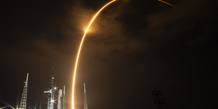 rocket-report:-falcon-9-is-back;-starship-could-be-recovered-off-australia