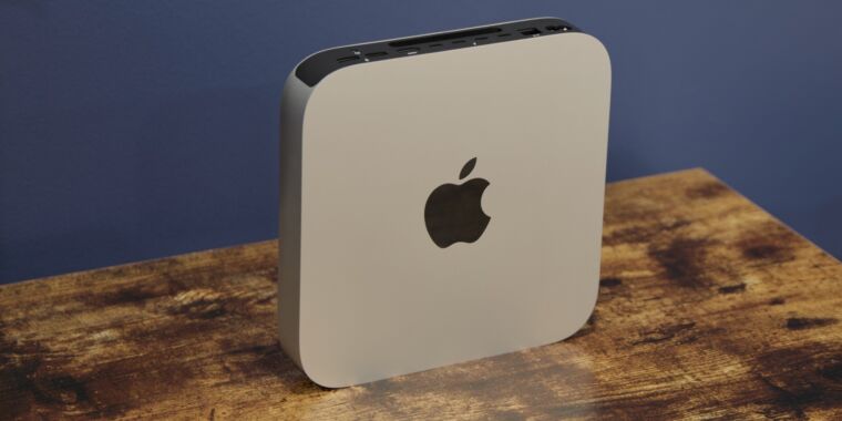 apple-reportedly-plans-updated-m4-mac-mini-that’s-actually-mini