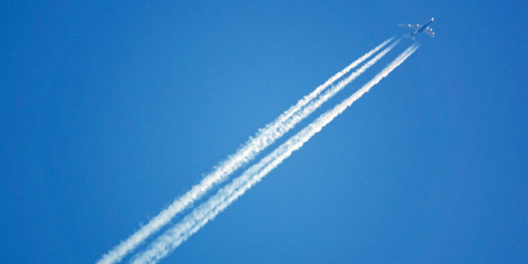 more-than-greenwashing?-sustainable-aviation-fuels-struggle-to-take-off