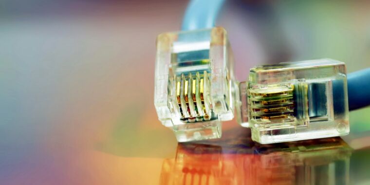 cox-asks-court-to-block-rhode-island-plan-for-broadband-expansions