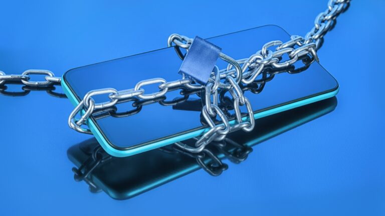 t-mobile,-at&t-oppose-unlocking-rule,-claim-locked-phones-are-good-for-users