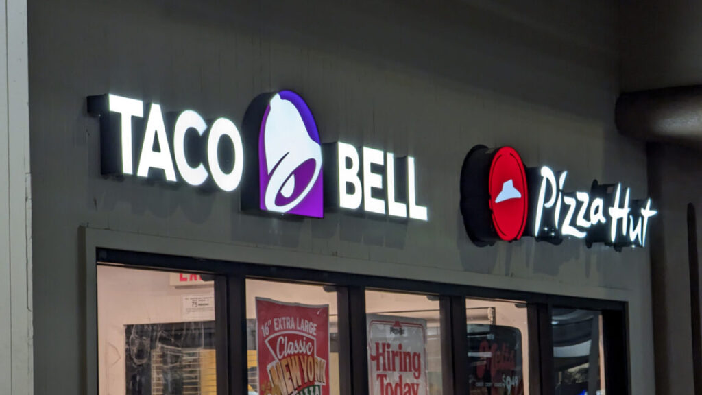 taco-bell,-kfc,-pizza-hut,-burger-king-pull-onions-amid-mcdonald’s-outbreak