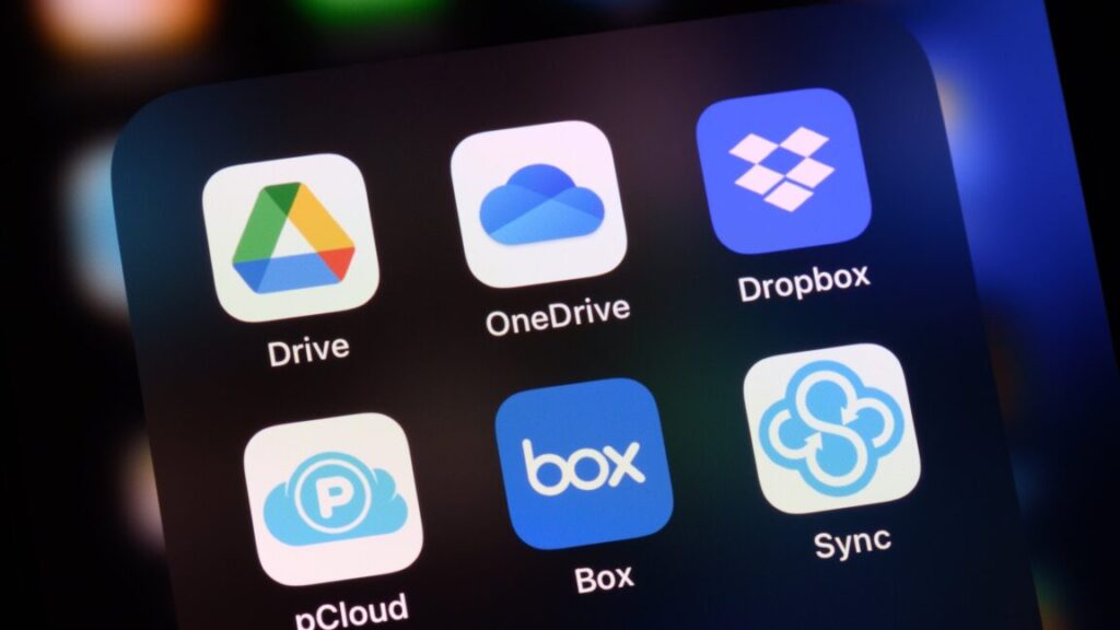 dropbox-lays-off-20%-of-staff,-says-it-overinvested-and-underperformed