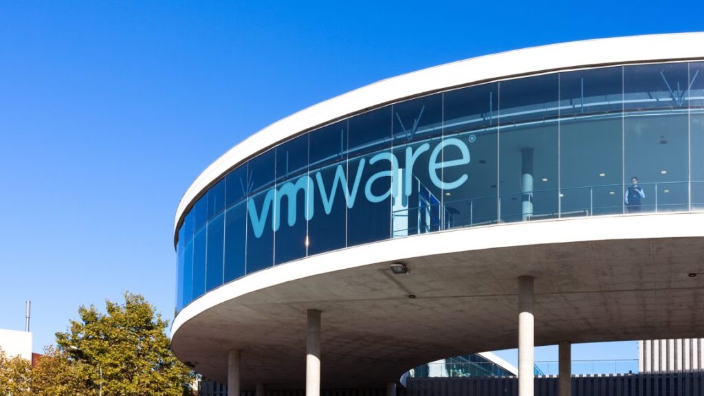 new-smb-friendly-subscription-tier-may-be-too-late-to-stop-vmware-migrations