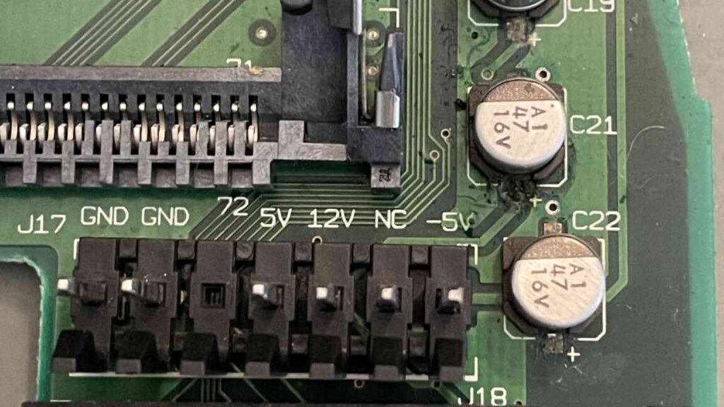 the-upside-down-capacitor-in-mid-‘90s-macs,-proven-and-documented-by-hobbyists