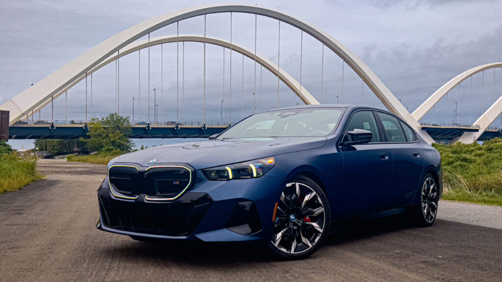 the-2025-bmw-i5-m60-review:-an-ev-that-makes-you-want-to-drive-and-drive