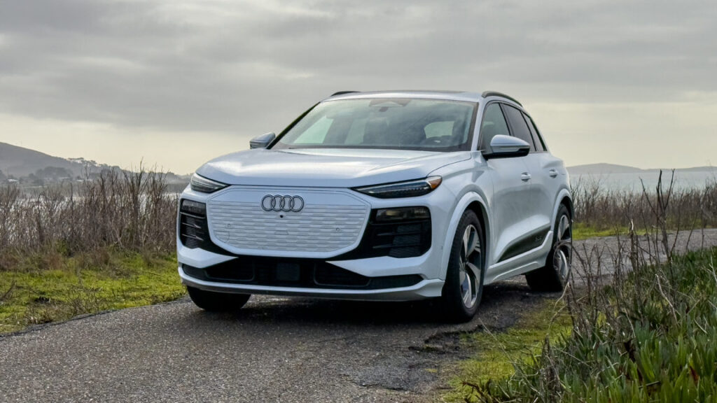 here’s-what-we-learned-driving-audi’s-new-q6-and-sq6-electric-suvs