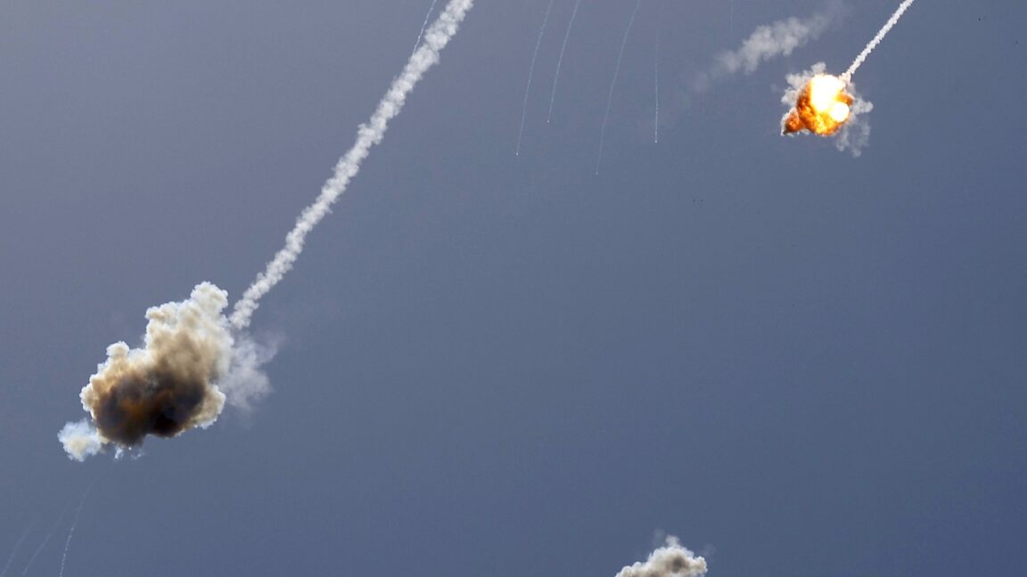 trump-executive-order-calls-for-a-next-generation-missile-defense-shield