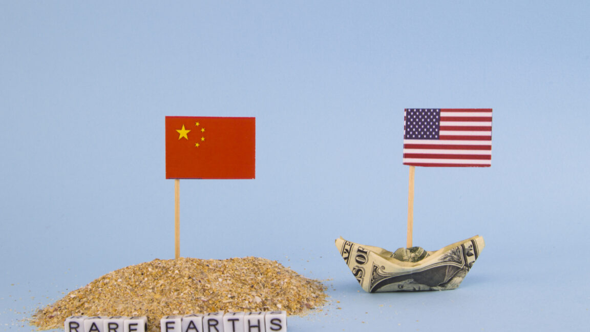 trump-gives-china-one-day-to-end-retaliations-or-face-extra-50%-tariffs