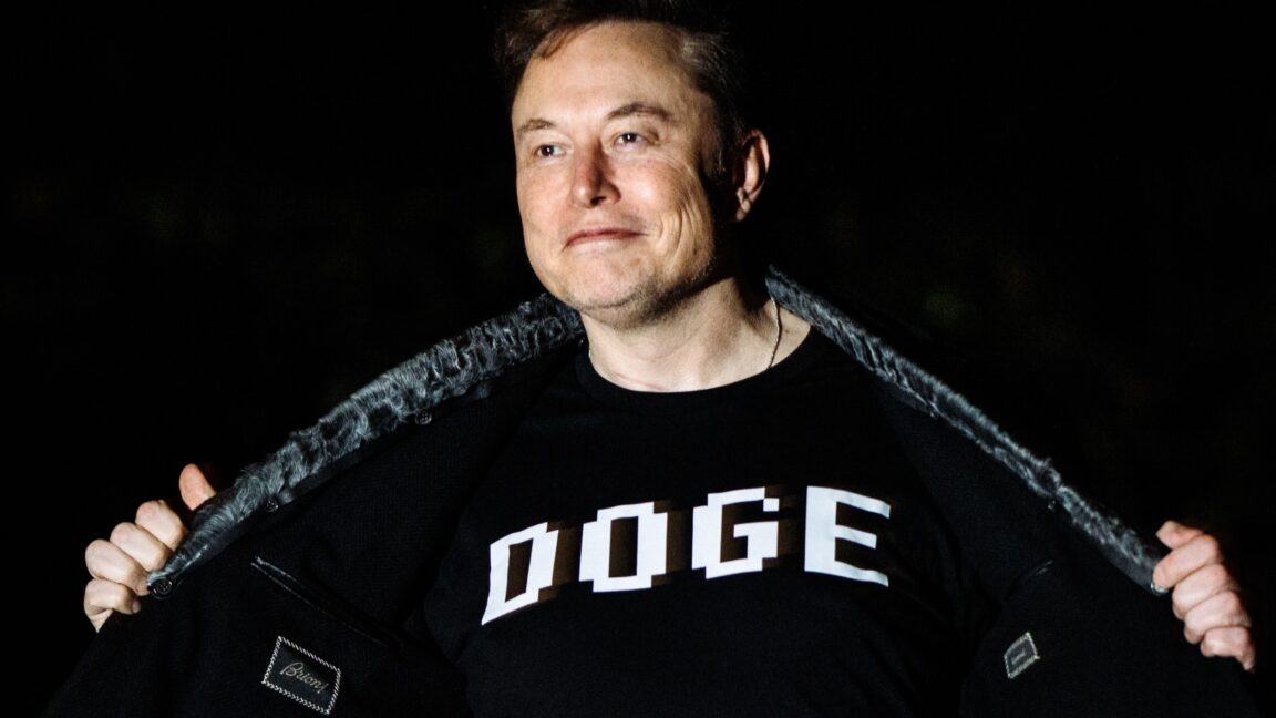 government-it-whistleblower-calls-out-doge,-says-he-was-threatened-at-home