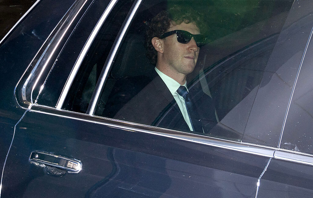 at-monopoly-trial,-zuckerberg-redefined-social-media-as-texting-with-friends