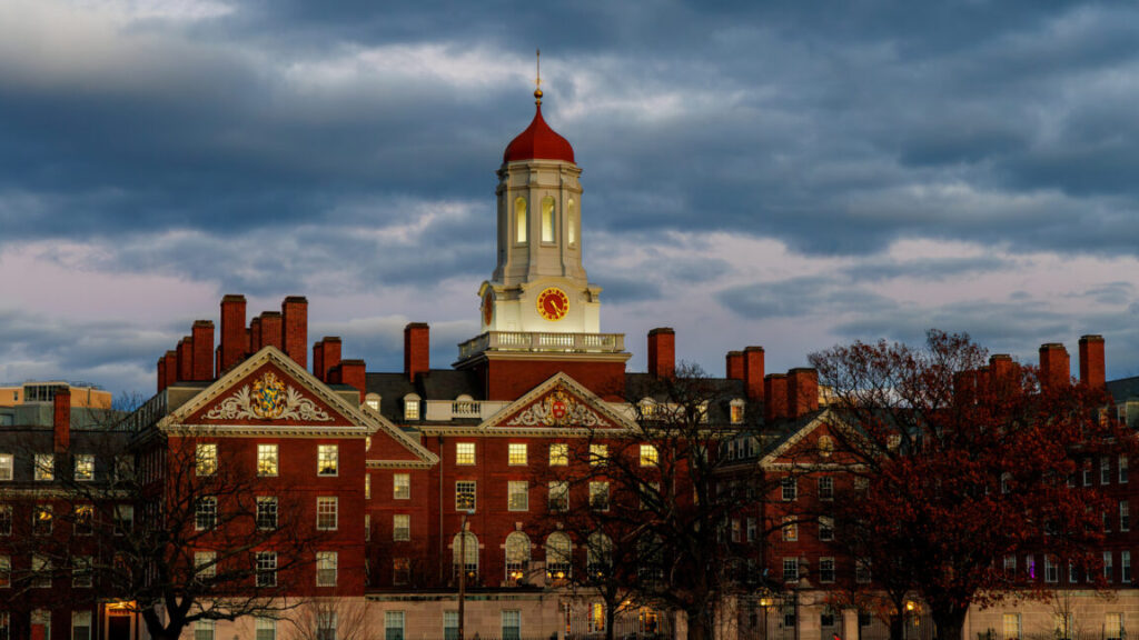 harvard-sues-to-block-government-funding-cuts