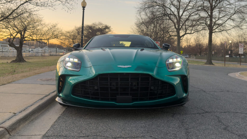 the-2025-aston-martin-vantage:-achingly-beautiful-and-thrilling-to-drive
