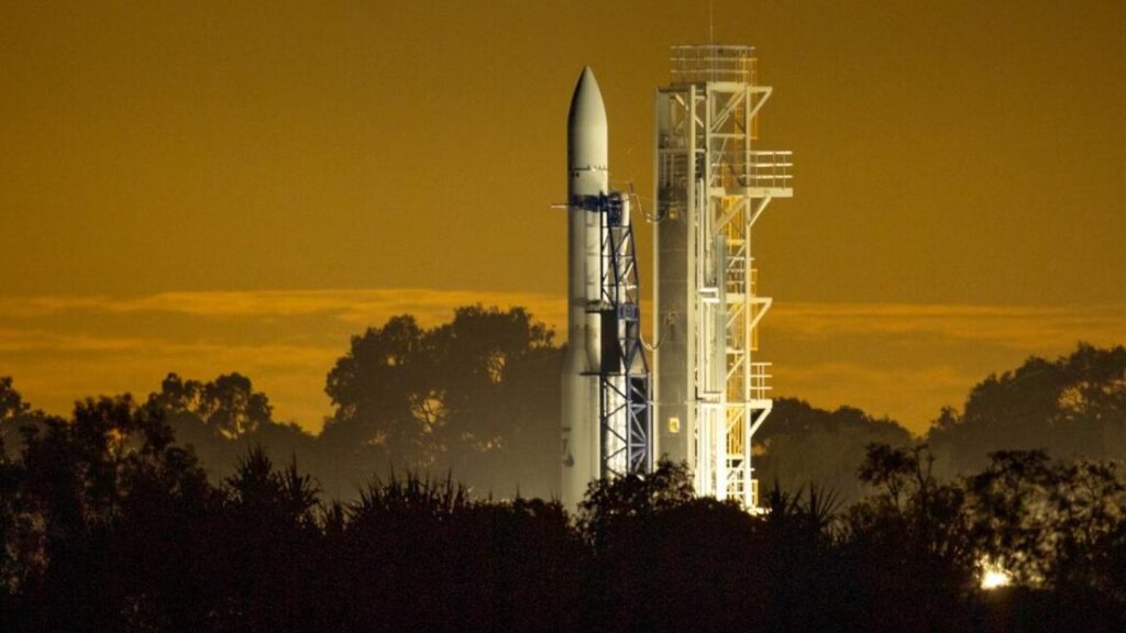 the-top-fell-off-australia’s-first-orbital-class-rocket,-delaying-its-launch