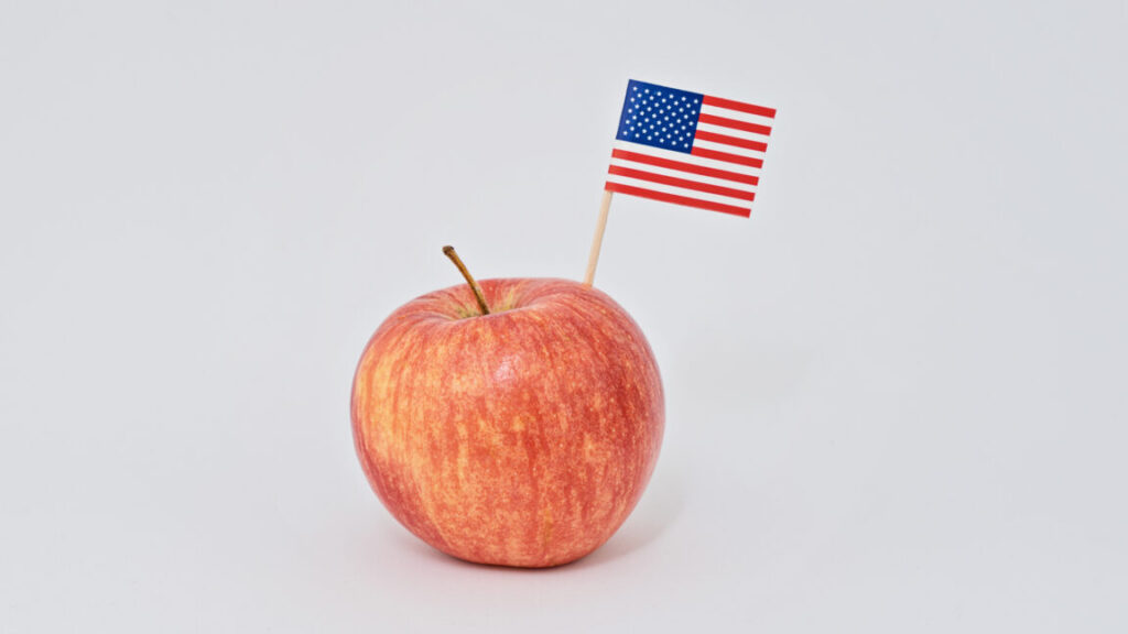 trump-threatens-apple-with-25%-tariff-to-force-iphone-manufacturing-into-us