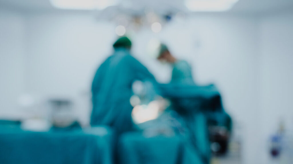 healthy-man-goes-camping—lands-in-icu-for-40-days-with-respiratory-failure