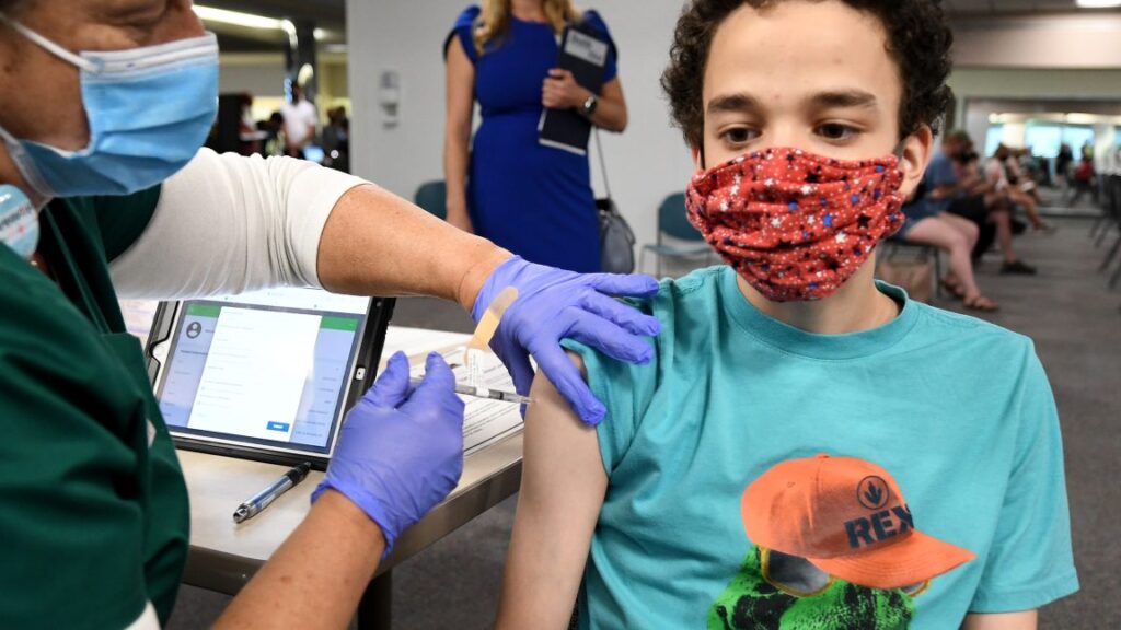 cdc-updates-covid-vaccine-recommendations,-but-not-how-rfk-jr.-wanted