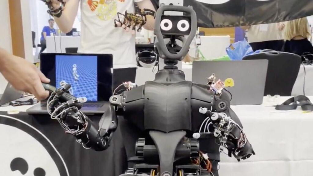want-a-humanoid,-open-source-robot-for-just-$3,000?-hugging-face-is-on-it.