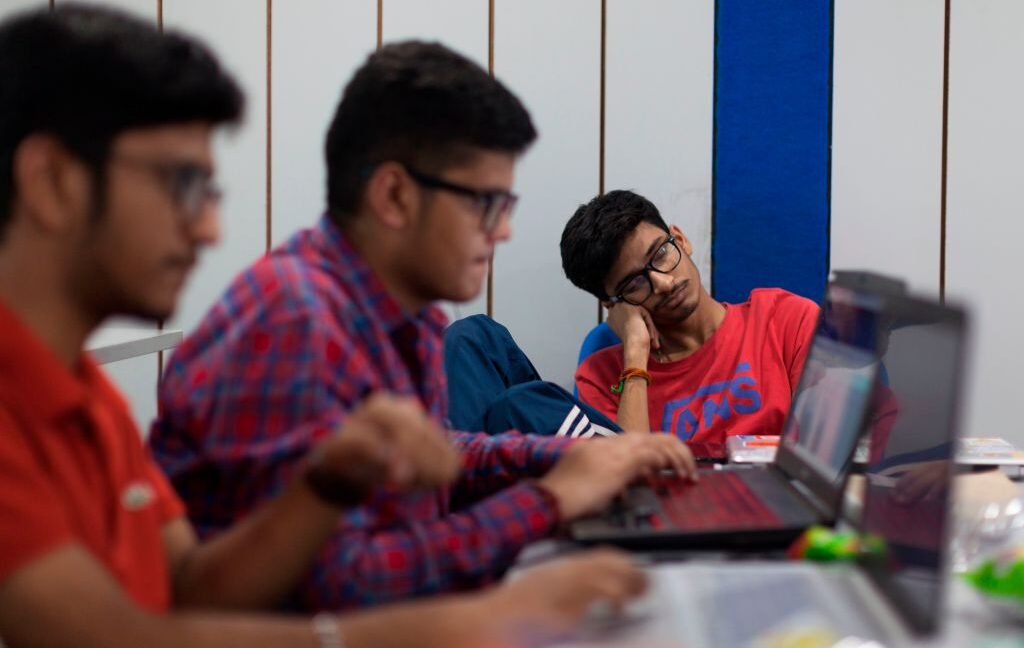 figuring-out-why-a-nap-might-help-people-see-things-in-new-ways