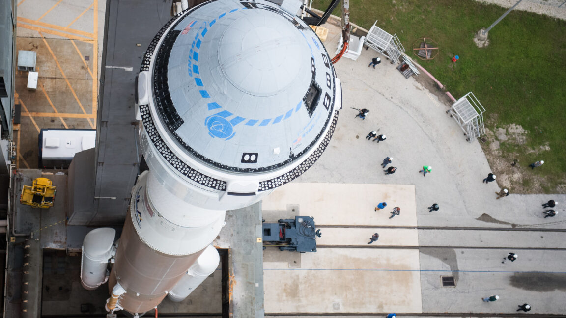 the-iss-is-nearing-retirement,-so-why-is-nasa-still-gung-ho-about-starliner?