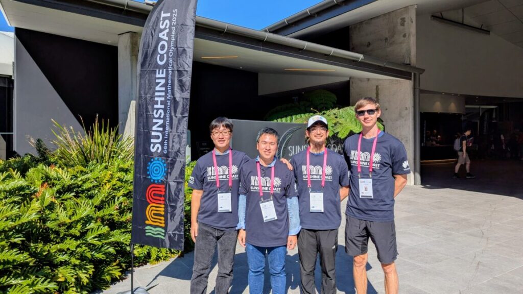 gemini-deep-think-learns-math,-wins-gold-medal-at-international-math-olympiad