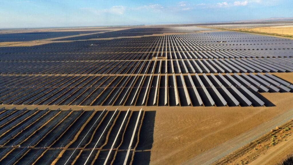vast-majority-of-new-us-power-plants-generate-solar-or-wind-power