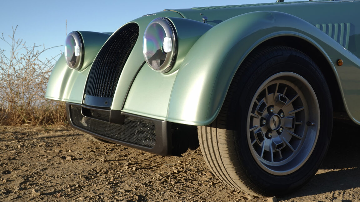 2025-morgan-plus-four-review:-apparently,-they-do-still-make-them-like-this