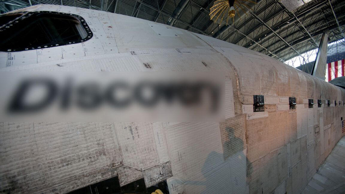 houston,-you’ve-got-a-space-shuttle…-only-nasa-won’t-say-which-one