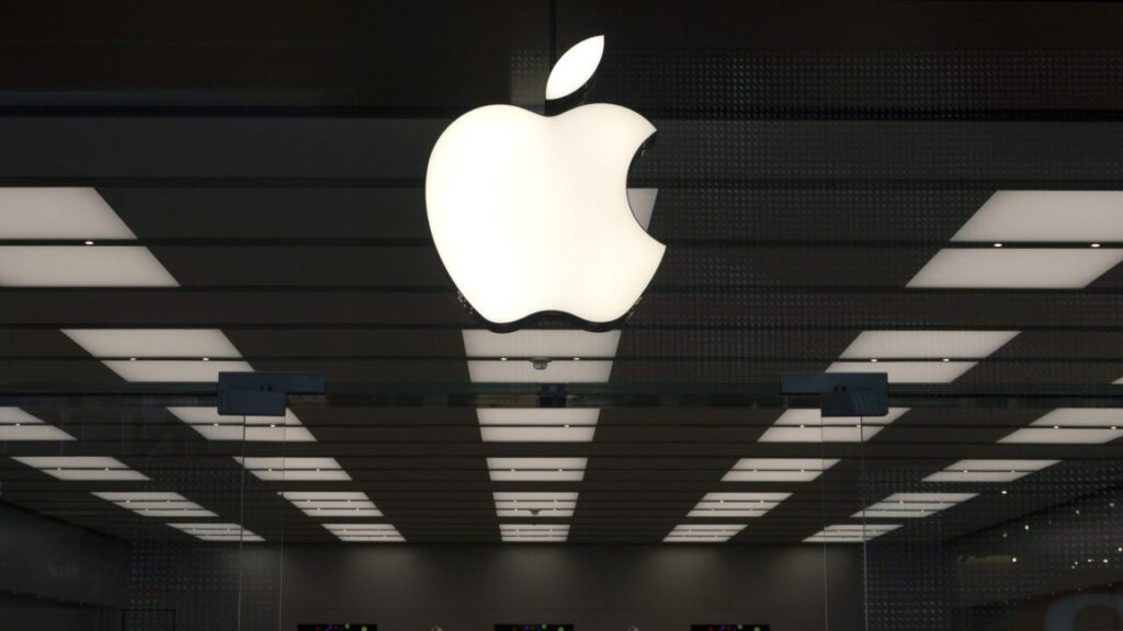 apple-demands-eu-repeal-the-digital-markets-act
