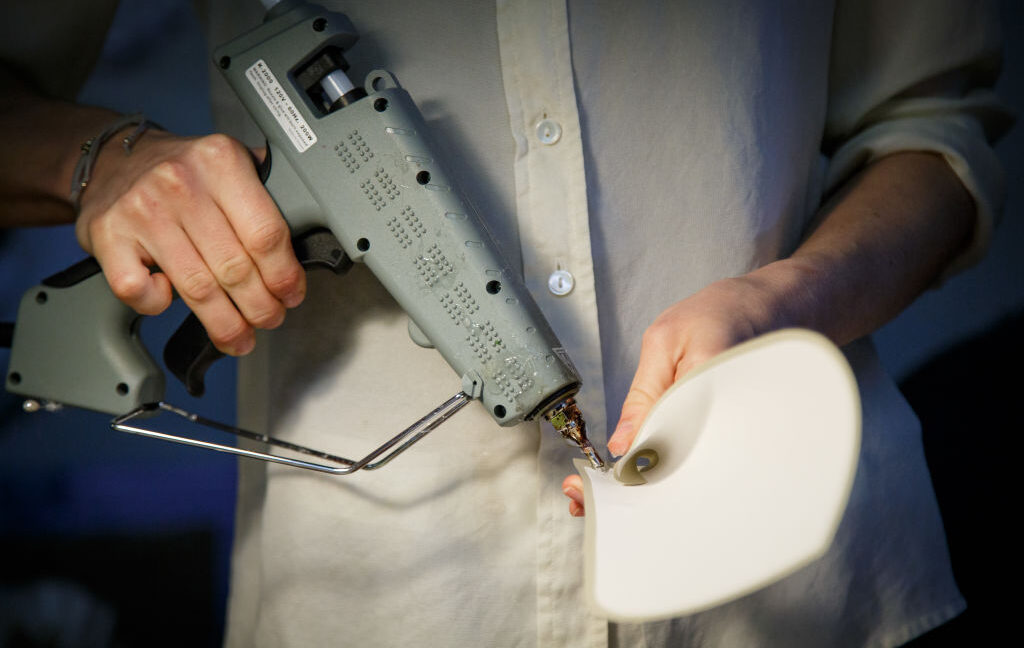 scientists-want-to-treat-complex-bone-fractures-with-a-bone-healing-gun