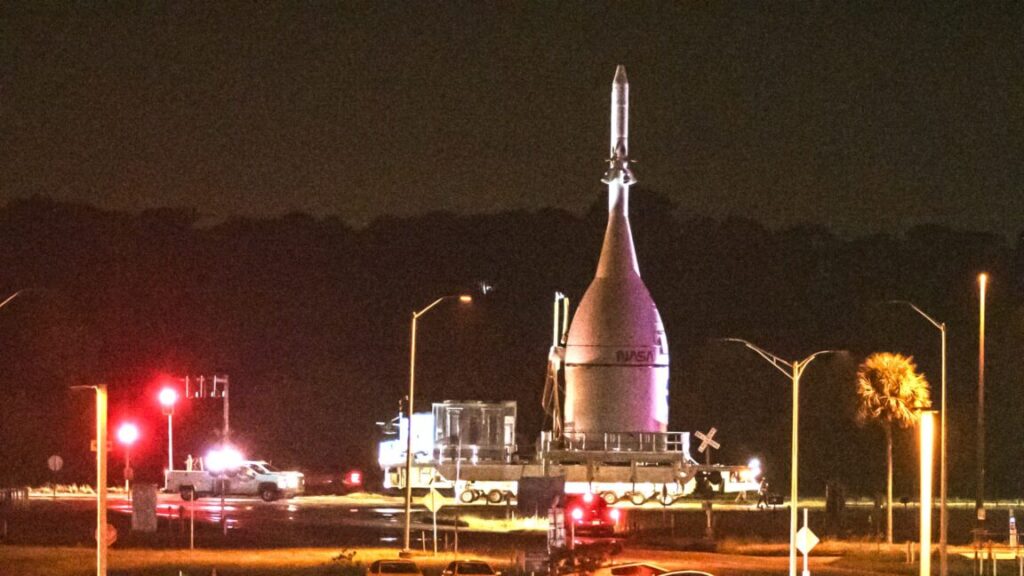 nasa’s-next-moonship-reaches-last-stop-before-launch-pad