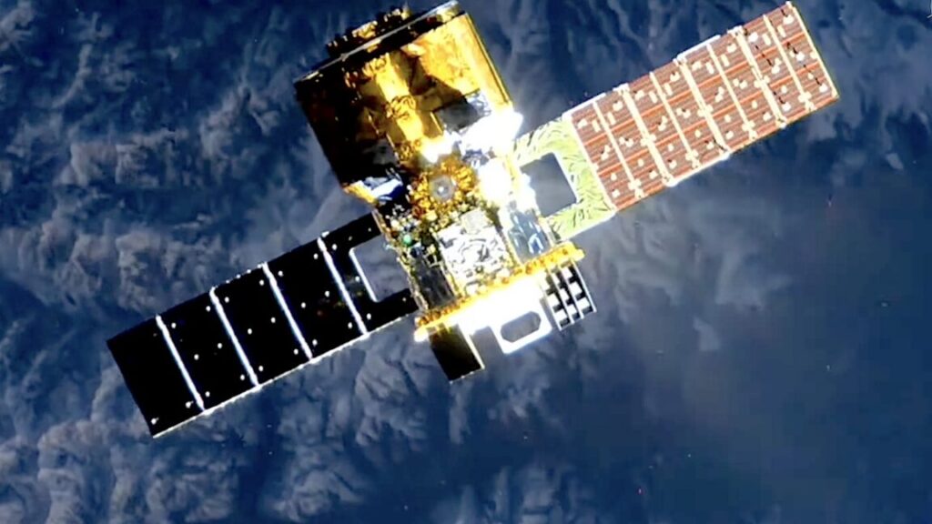 space-station-astronauts-eager-to-open-“golden-treasure-box”-from-japan