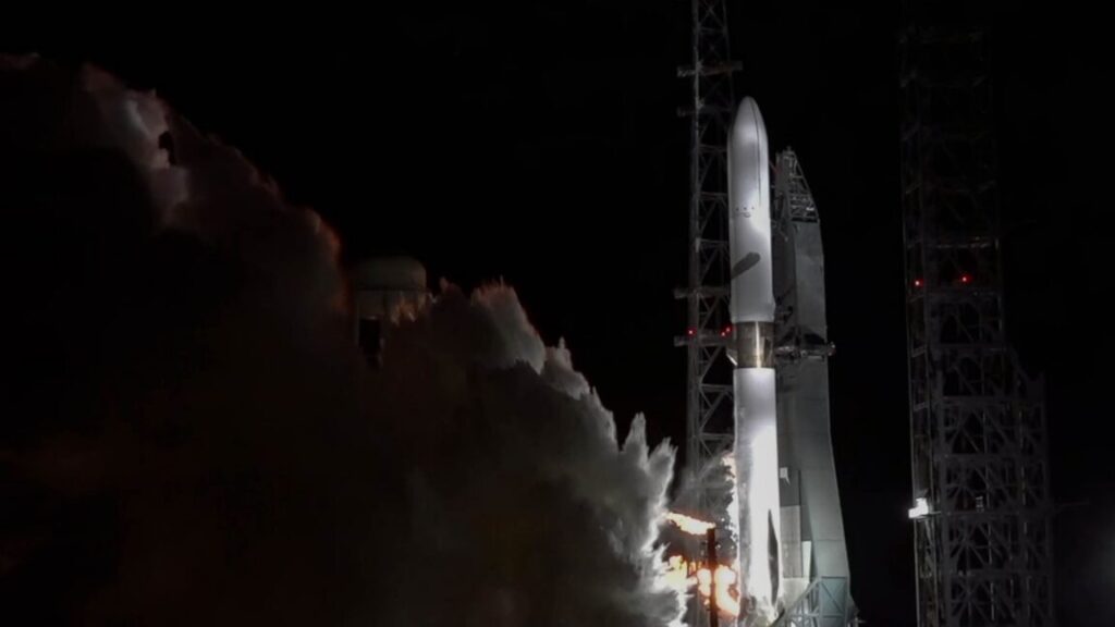 new-glenn-rocket-has-clear-path-to-launch-after-test-firing-at-cape-canaveral
